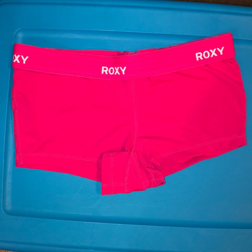 Roxy brand short compression shorts